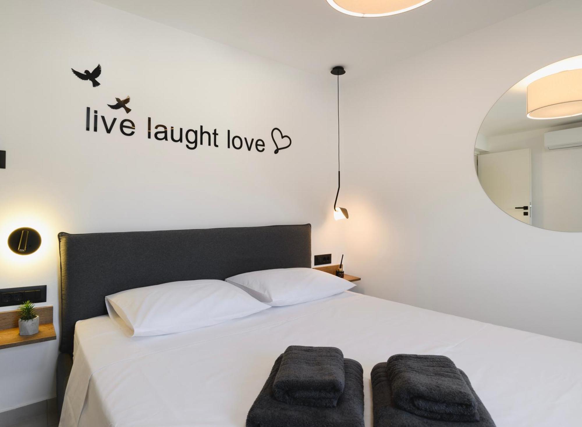 Castelo View Luxury Apt Rhodes City Exterior photo